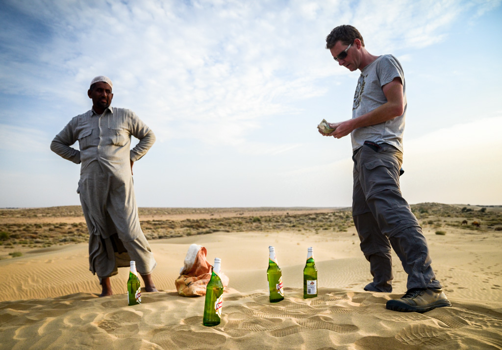 A roving camel-riding Muslim beer salesman found us on the dunes and sold us cold Kingfishers for 150 rupees a pop... a beer. More scripted than serendipity, but still felt like the latter.
