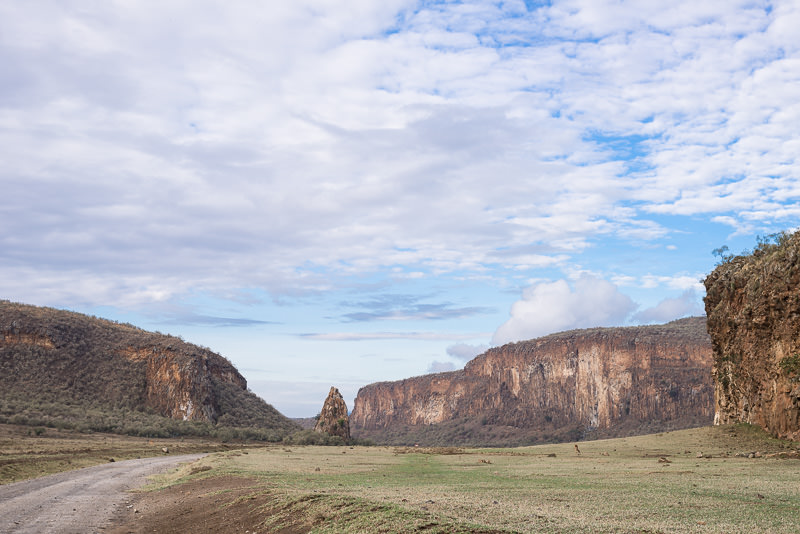 Hell's Gate National Park cliffs and Fischer's Tower. Kenya. GreatDistances / Matt Wicks