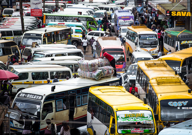 Chaotic daily traffic on Latema St in the River Road area of Nairobi, Kenya. GreatDistances / Matt Wicks